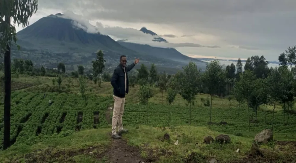 7-DAY GORILLAS AND CHIMPANZEES TREKKING IN RWANDA